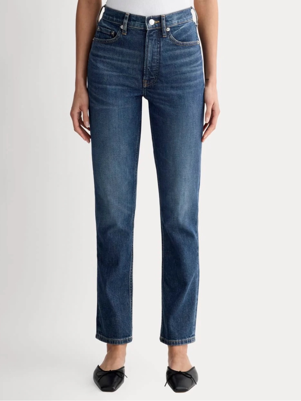 Everlane Cheeky Straight-Leg Jeans in Dark Blue Denim